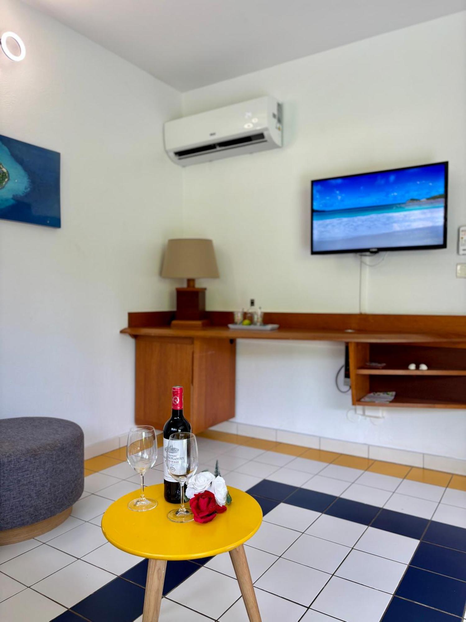 L Oralya - Blue Dream, Plage, Piscine, Restaurant Grand-Bourg  Exterior foto